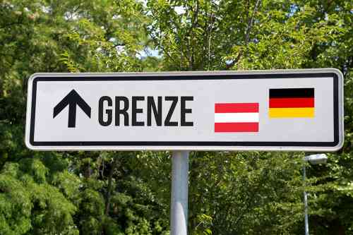 © studio v-zwoelf - stock.adobe.com Wegweiser